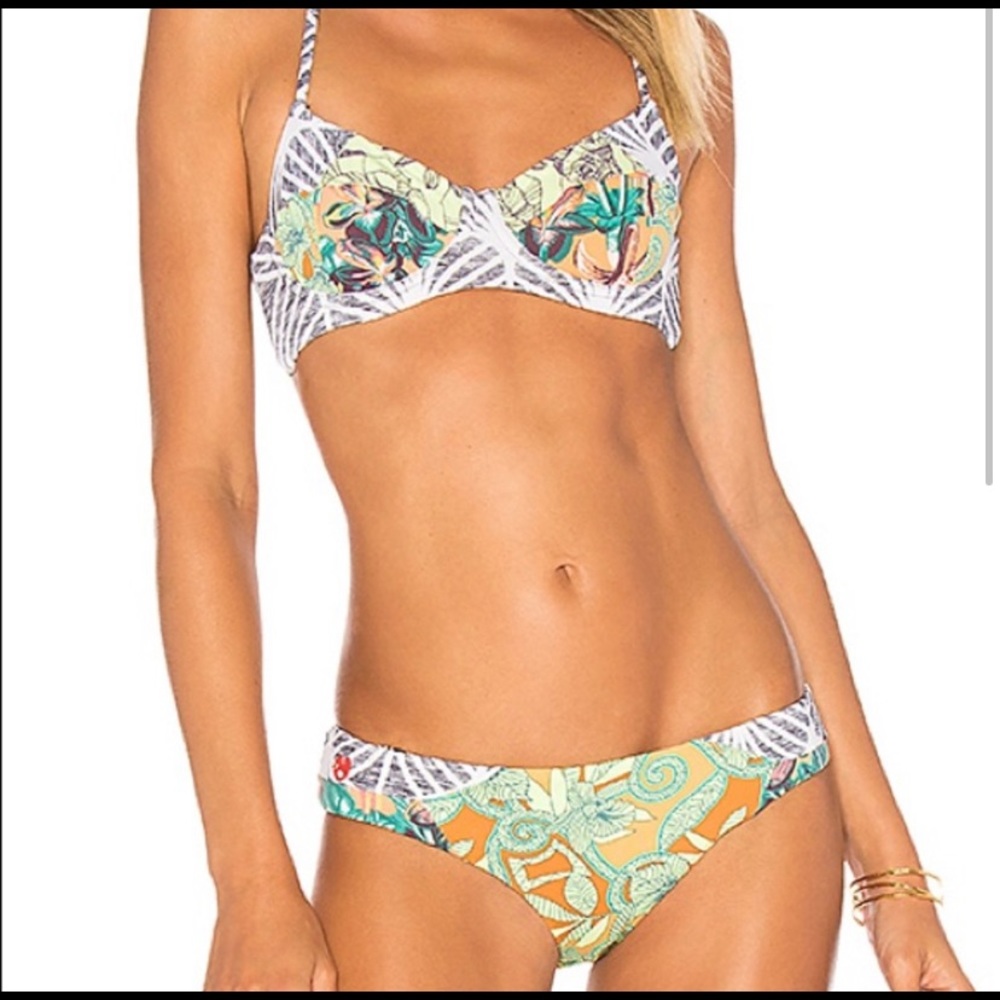 Maaji underwire swim top